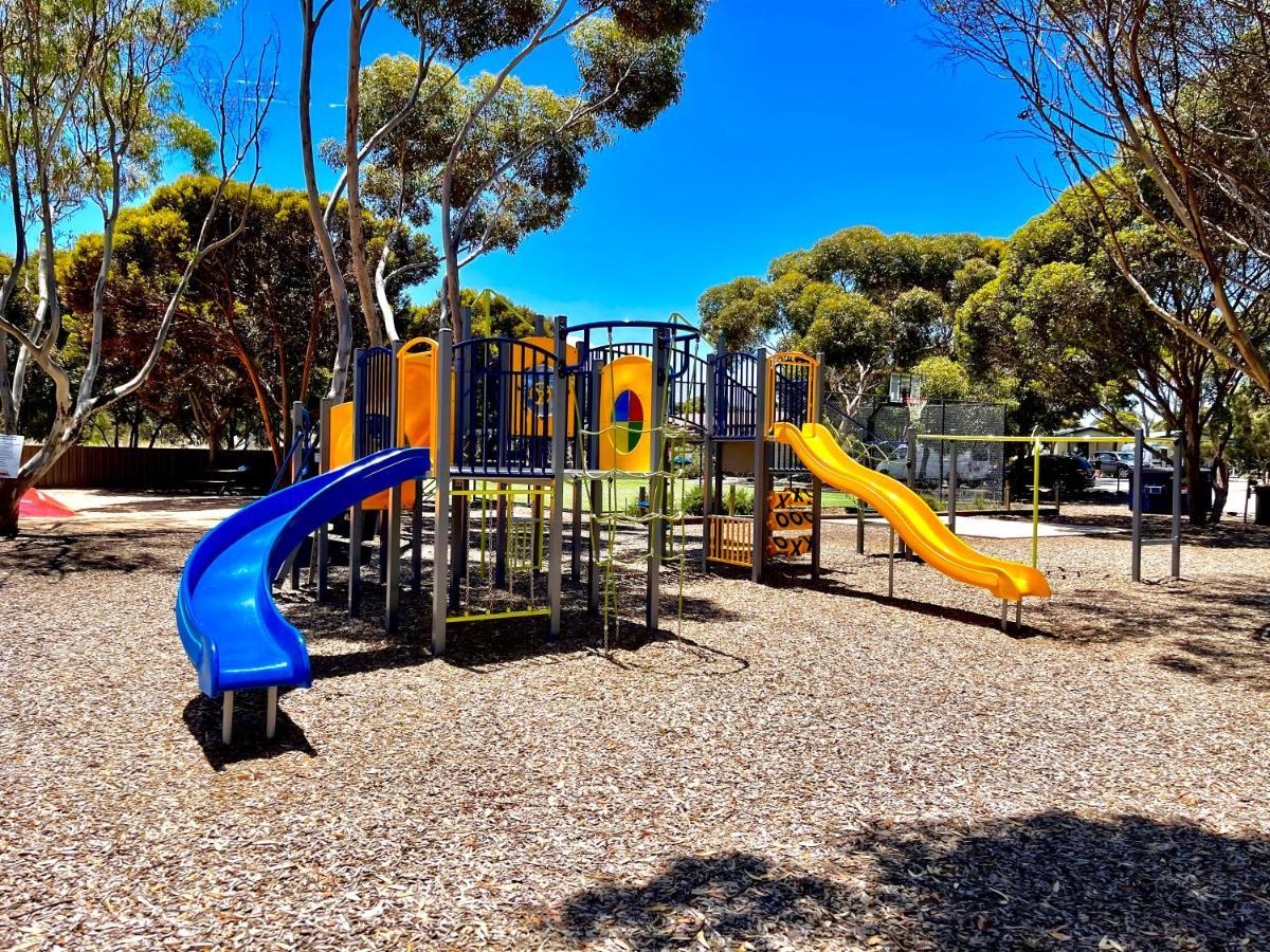 Big4 Port Willunga Tourist Park Hotel Aldinga Exterior foto